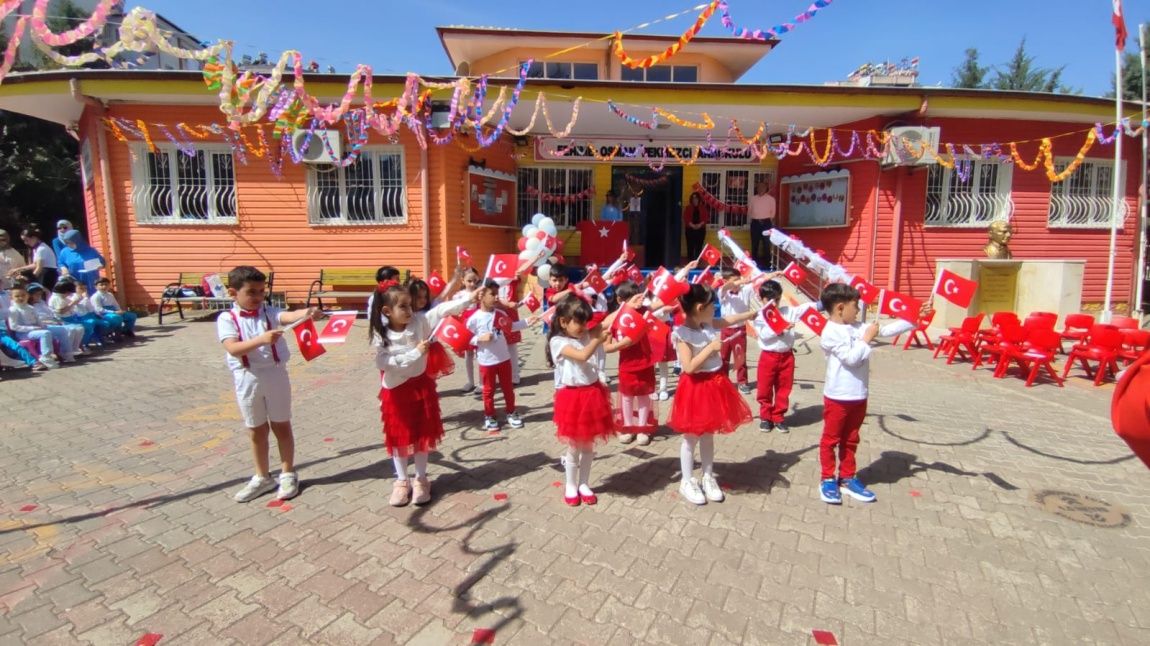  Dilimizin zenginlikleri projesi kapsamında Nisan ayı eylem planında olan 23 Nisan Ulusal Egemenlik ve Çocuk Bayramı coşkuyla kutlanmıştır.